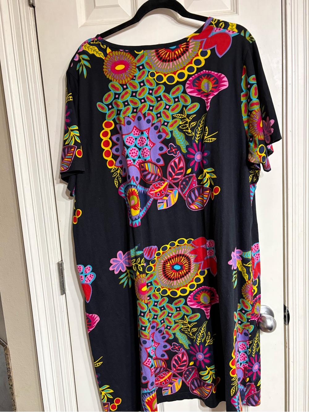 La Cera multicolor floral pocket midi dress. Oh so comfy! - Picture 2 of 6